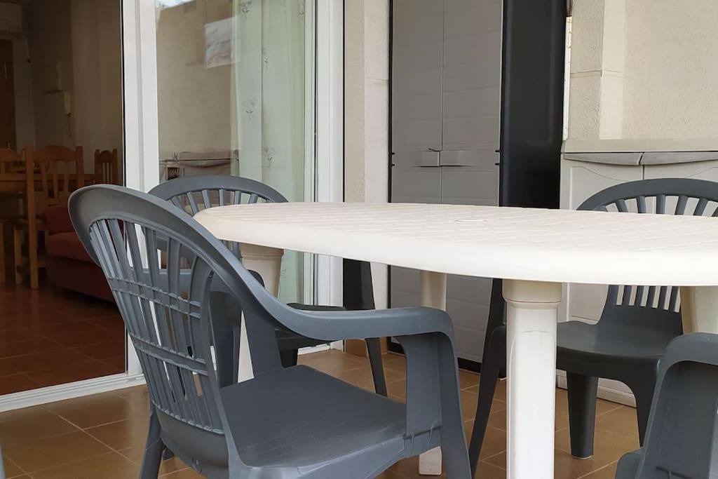 Acogedor Apartamento En La Playa De Canet Canet d'En Berenguer Bagian luar foto